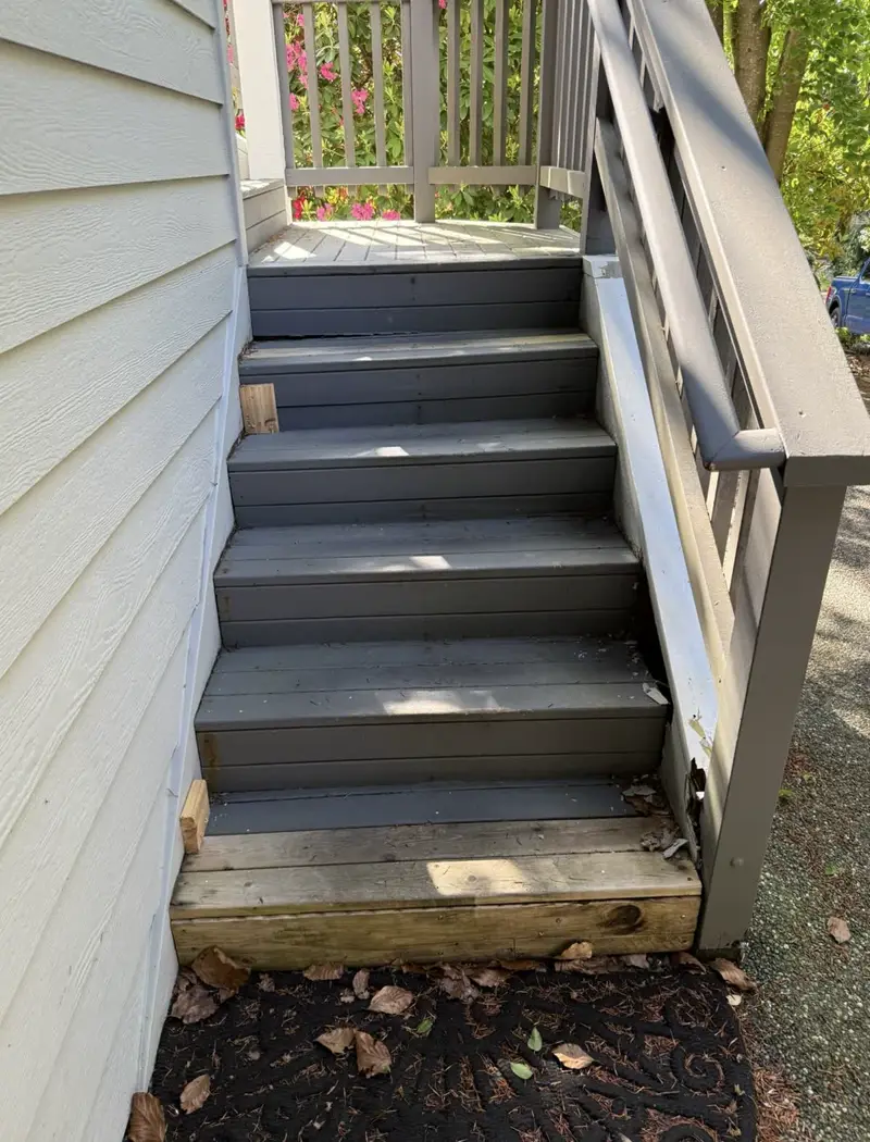 Entry stairs rebuild, photo 2