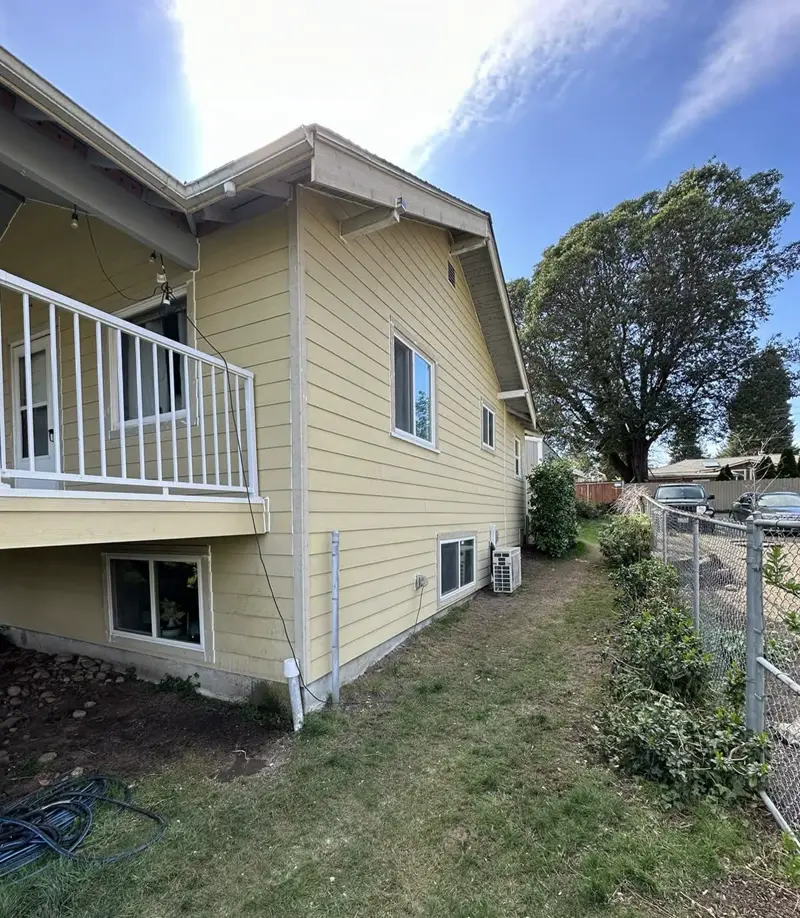 Side wall after re-siding
